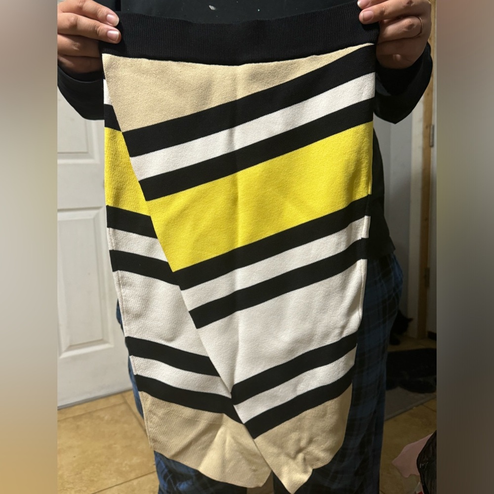A soft skirt that was never used and too big for me